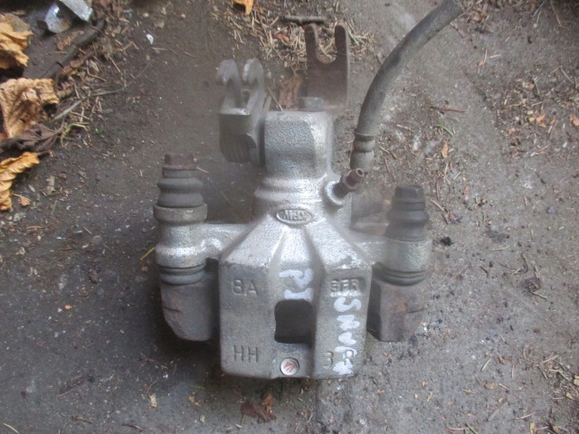 фото №1, Kia shuma 1 супорт задній правий