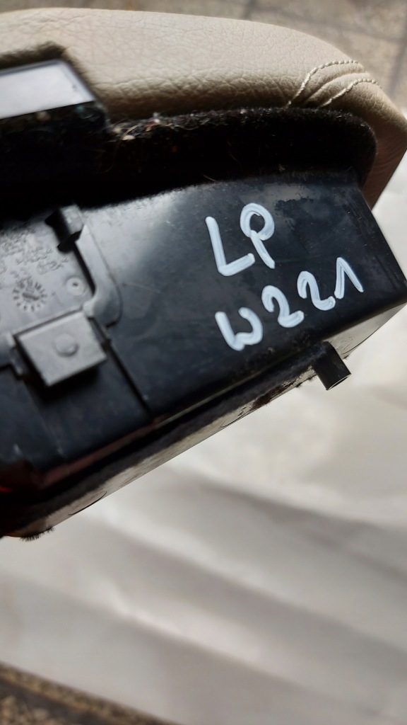 фото №11, Бардачок дверь левый перед mercedes w221 2217270166