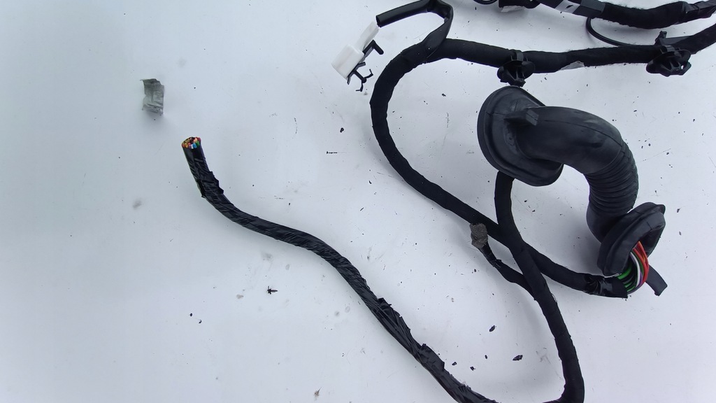 фото №8, Камера заднього виду qashqai j11 з джгут бампера