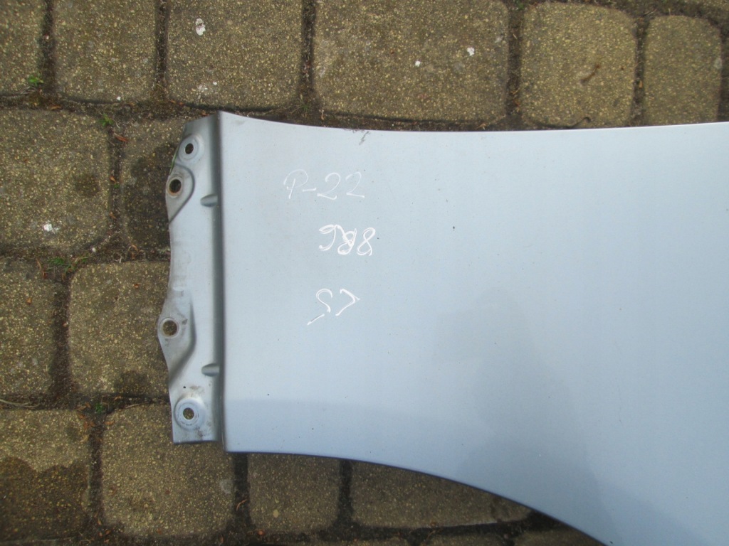 Крило передній правий lexus is 2 05-09 1g1 Ціна