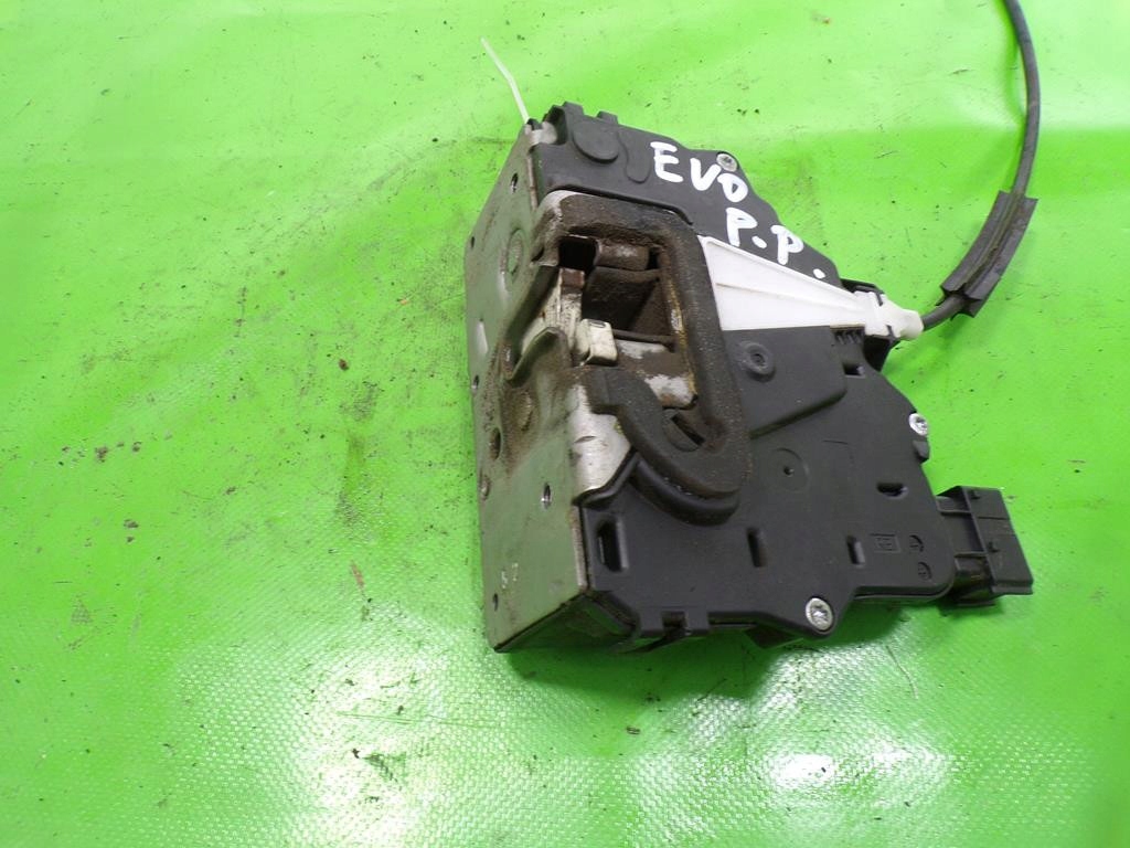 Fiat punto evo замок перед передний правый 51905683 в Украине