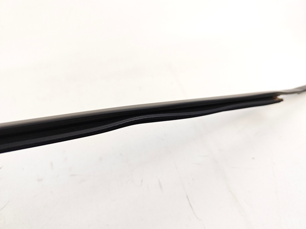 фото №7, Peugeot 207 молдинг прокладка дверь левый задняя 96862165