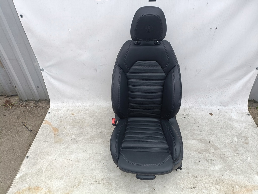 фото №2, Alfa romeo stelvio сидіння водія veloce