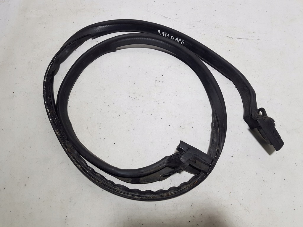 фото №1, Mercedes slk r171 w171 прокладка крышки багажника a1717500098