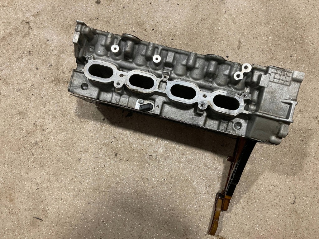 Головка двигуна mercedes-benz cla c117 x117 w117 r1330160900 Зі Шроту