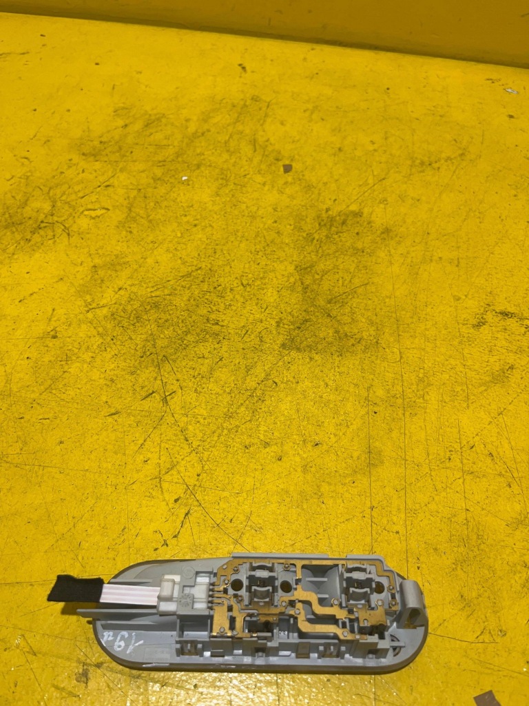 Renault modus лампа освещение кабины Оригинал