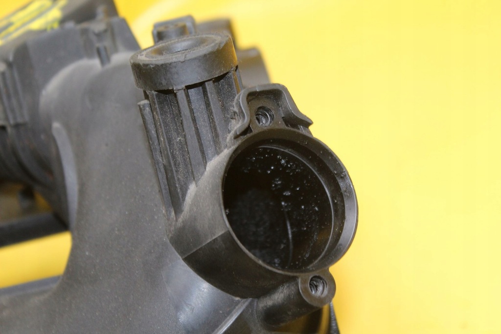 фото №7, Крышка клапанов 8hz peugeot 207 1.4 hdi