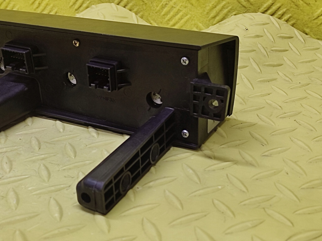 фото №7, Ssangyong actyon панель обдув кондиционера 6870031030