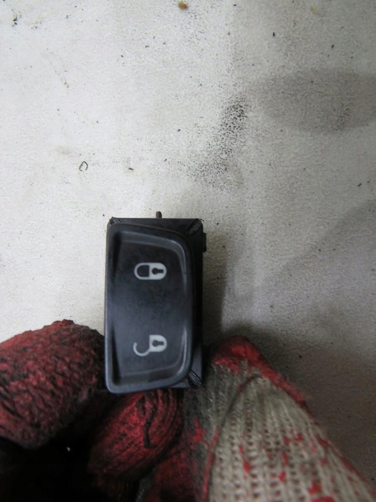 фото №1, Кнопка замка центрального fiat 500x