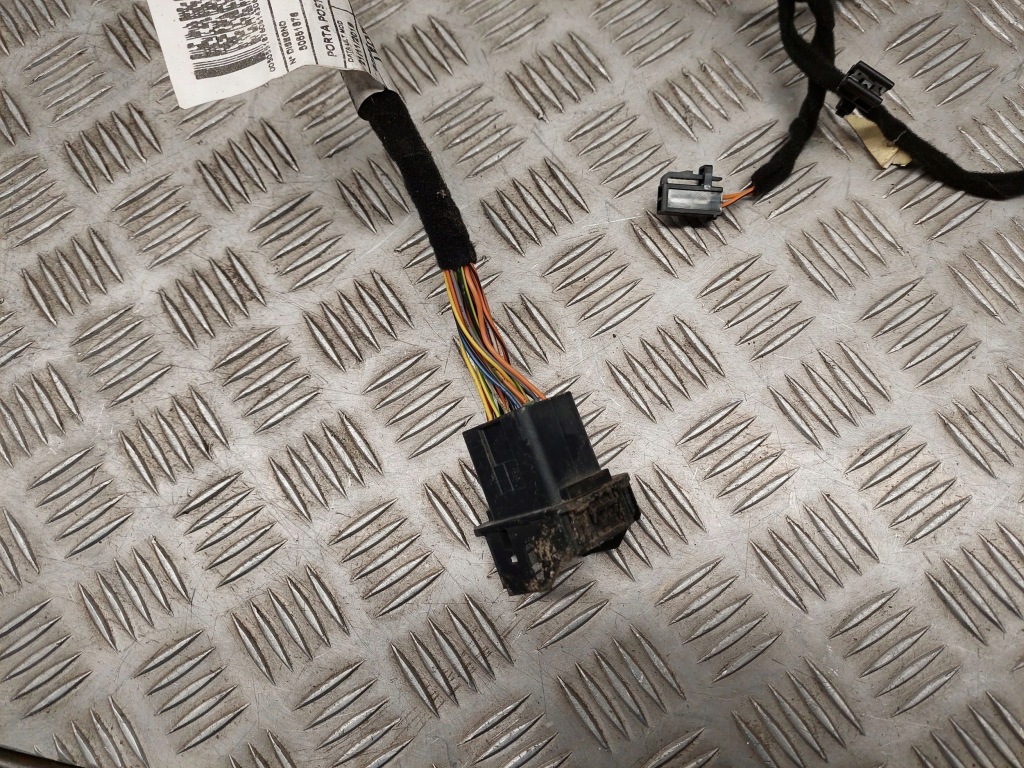 фото №7, Alfa romeo stelvio 2018 задня сторона права джгут трубопровід двері задніх