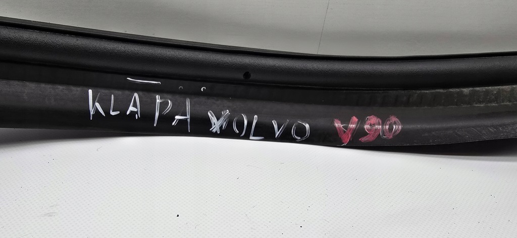 фото №5, Volvo v90 ii прокладка крышки багажника