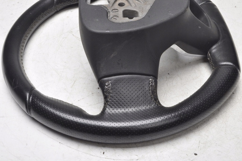 фото №11, Ford fiesta mk8 воздуховод кожаный многофункциональный