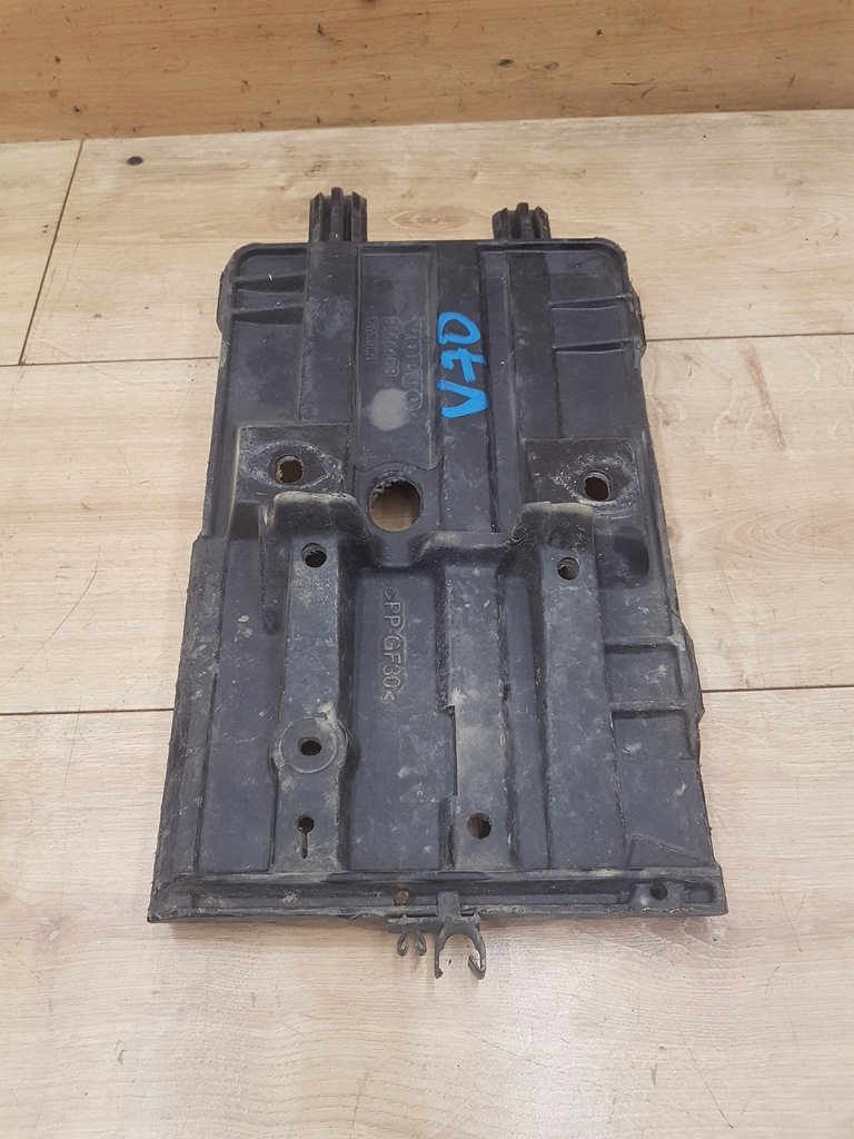 фото №1, Основание аккумулятор volvo v70