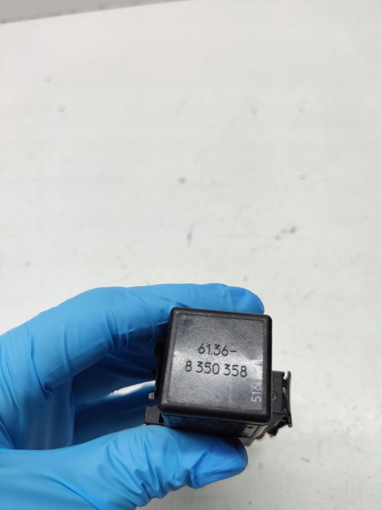 Bmw 5 e39 2002 реле 8350358 с Разборки