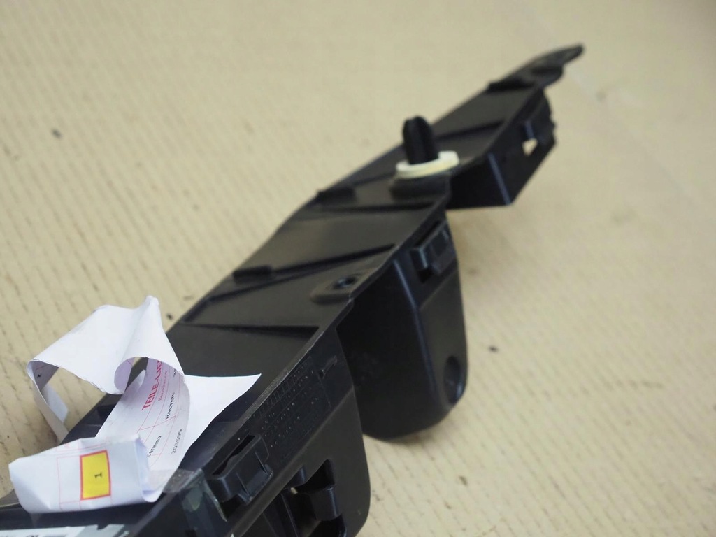 фото №12, Напрямна бампера задня renault zoe 850321348r