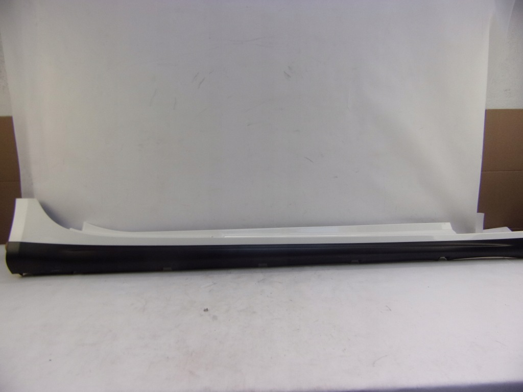 фото №1, Maserati ghibli молдинг порог правая vr268