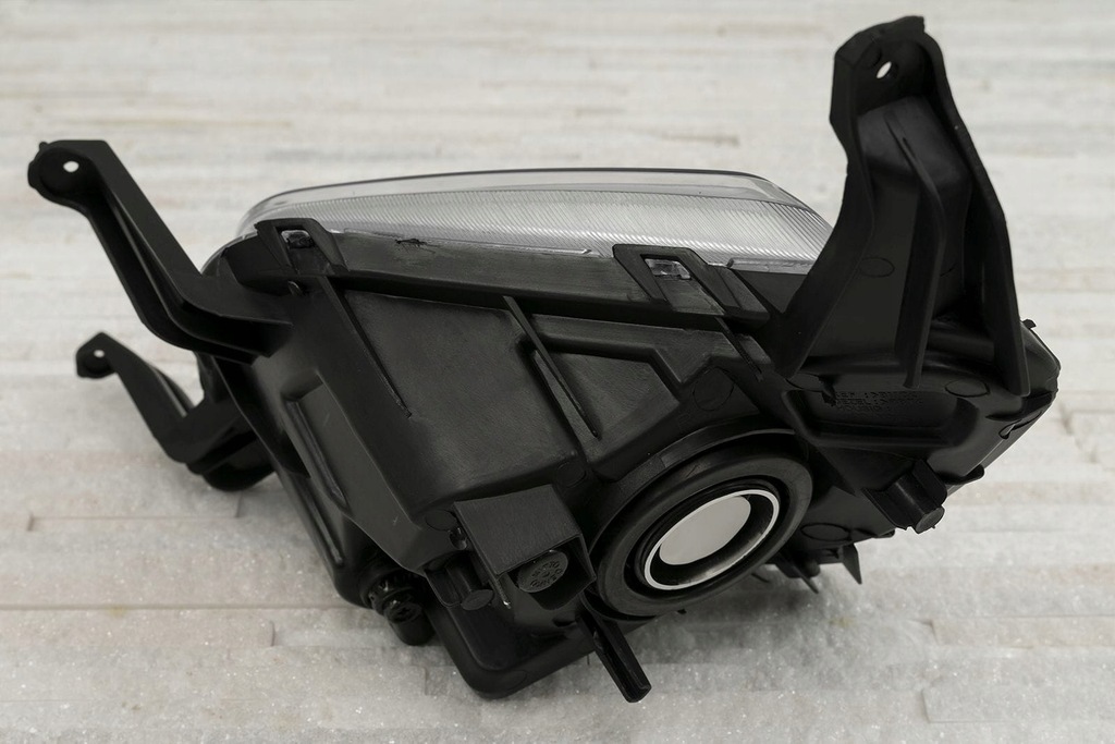 фото №9, Kia optima iii противотуманная фара передний правый 922022t530