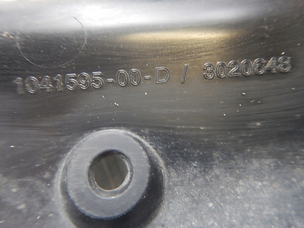 фото №7, Tesla x молдинг датчик доводчик двері правий задня