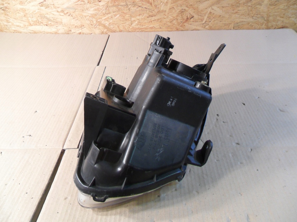 фото №12, Suzuki ignis 03- фара передний лампа правая