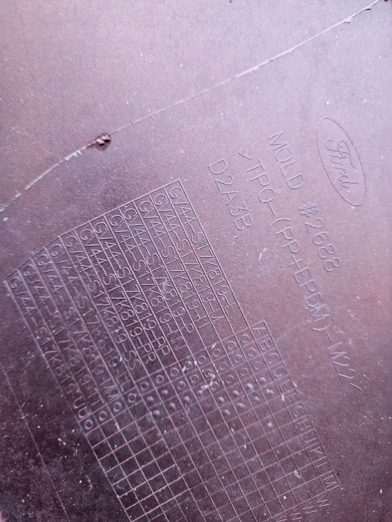 Купити Ford kuga mk2 lift st line бампер перед передній