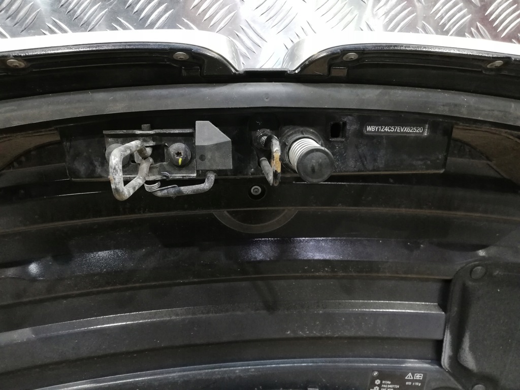 фото №10, Bmw i3 капот czarna akzent