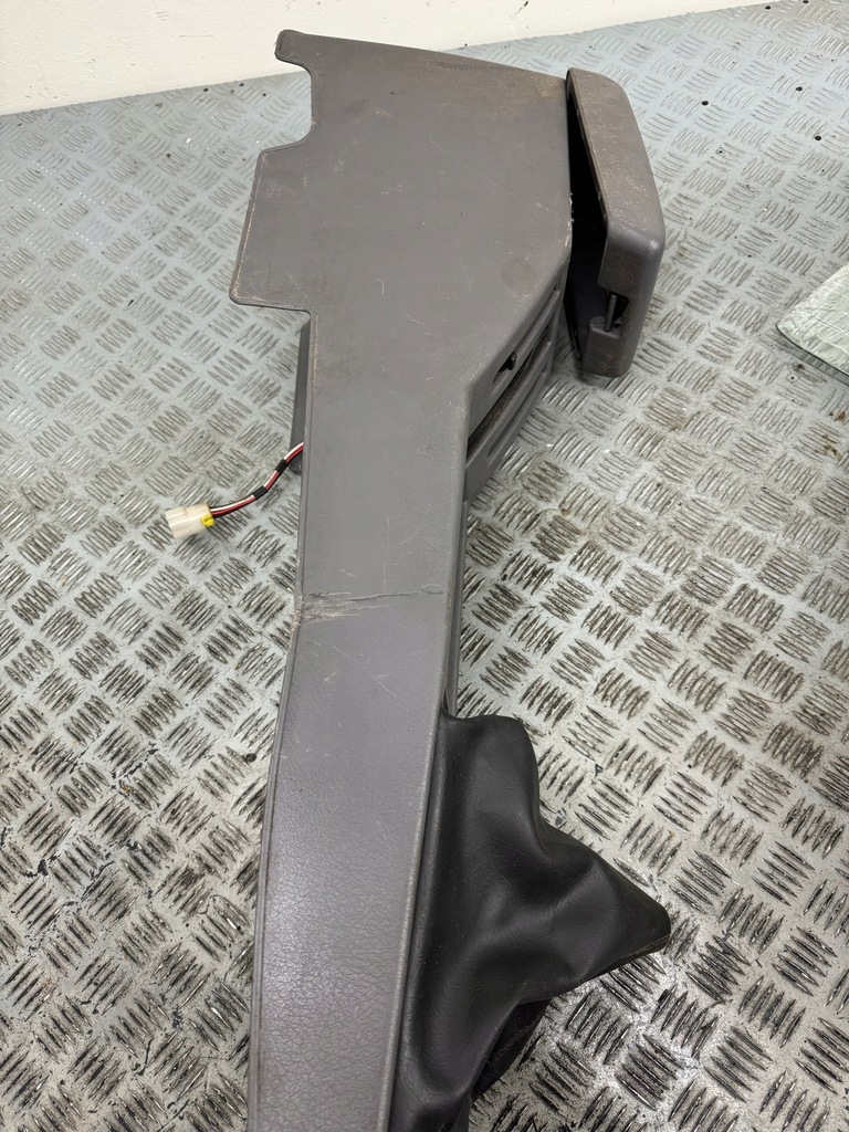 фото №9, Підлокітник тунель середній чохол nissan terrano ii 2 93-04r. 3двері