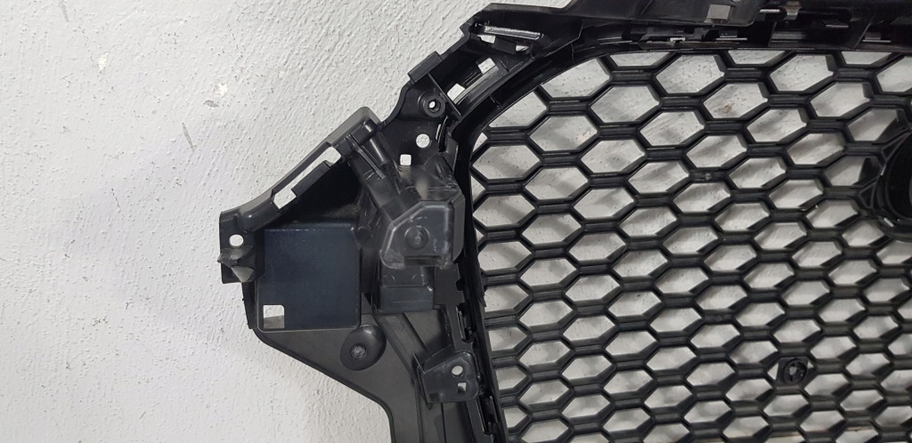 фото №11, Audi rs3 lift 8v4 решітка радіатора решітка радіатора бампера перед 8v4853653