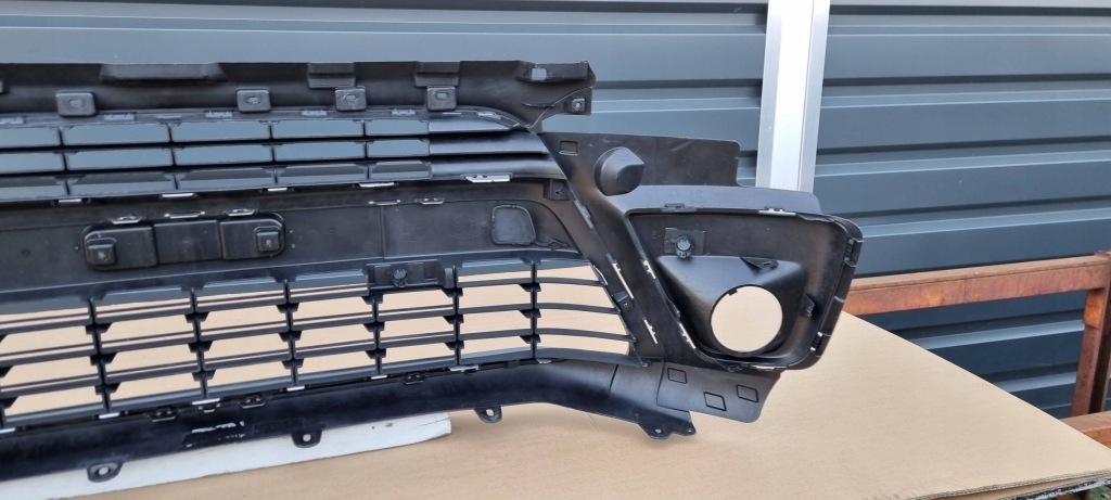 Купить Toyota proace 2 2016- бампер перед оригинал e147