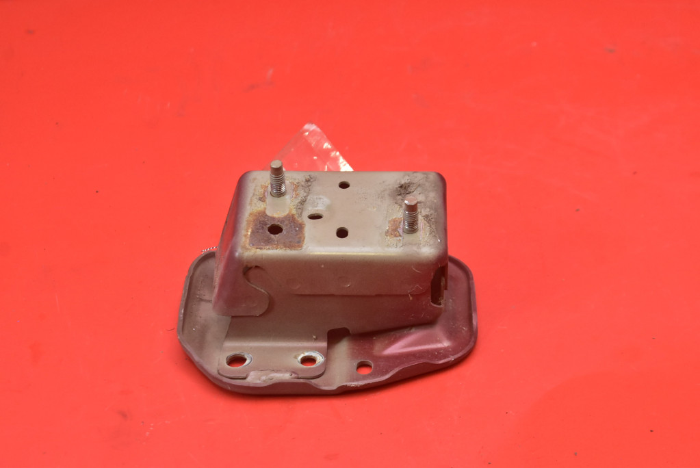 фото №6, Зона деформації відбійник правий задня nissan juke 1 i 10-14