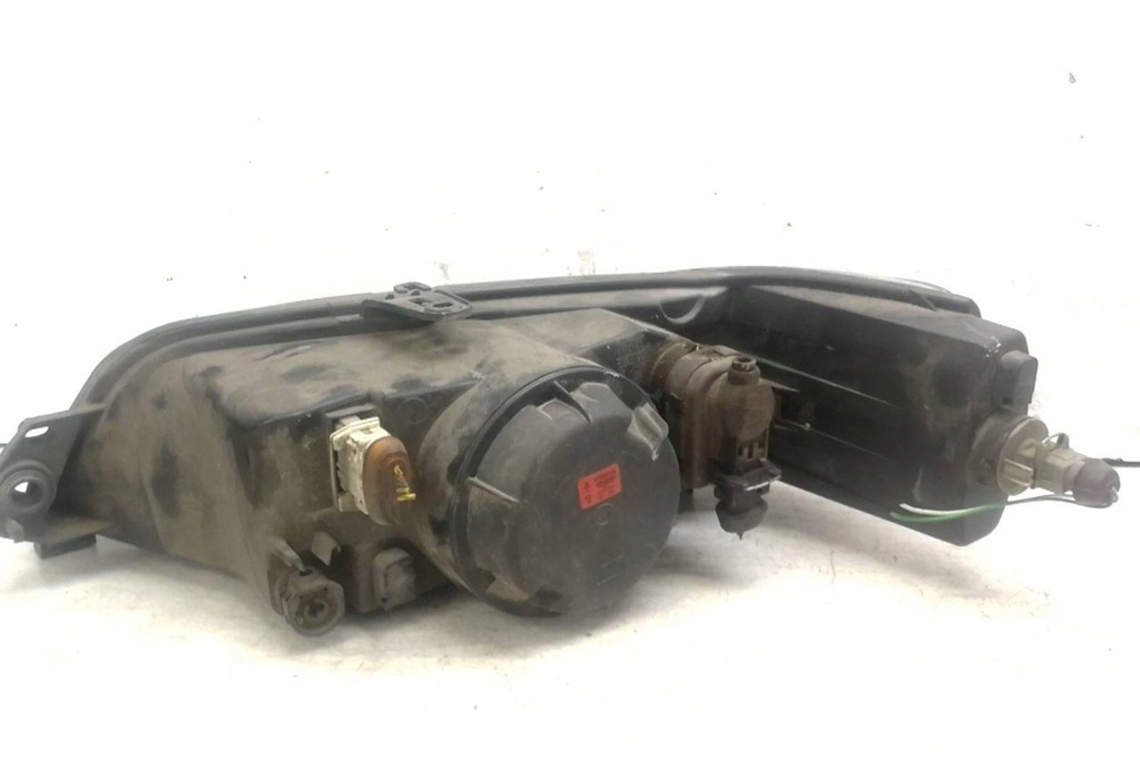 фото №8, Лампа правая передняя peugeot 306 break 7e, n3, n5 88203989d 1.8l бензиновый