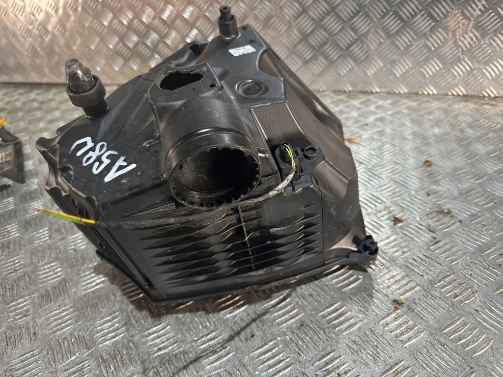 фото №5, Audi a4 b9 8w a5 s5 корпус фильтра воздуха 8w0133835m 3.0 tdi tfsi