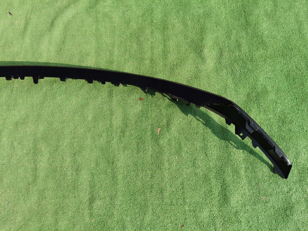 фото №14, Молдинг бампера перед передній mercedes eqa w243 a2438852603