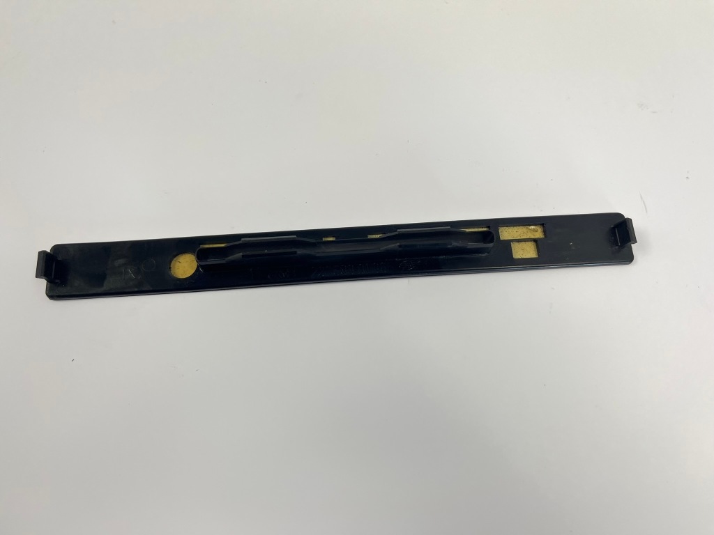 Защита накладка панель регулировки обдув mercedes w201 190 2016830136 Недорого