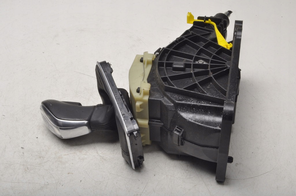 фото №13, Volvo v40 ii выборщик домкрат передач 31256999