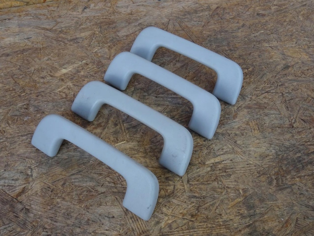 фото №1, Audi a3 8v 12-18 ручка кронштейн потолочный перед передний szary 8v0857607