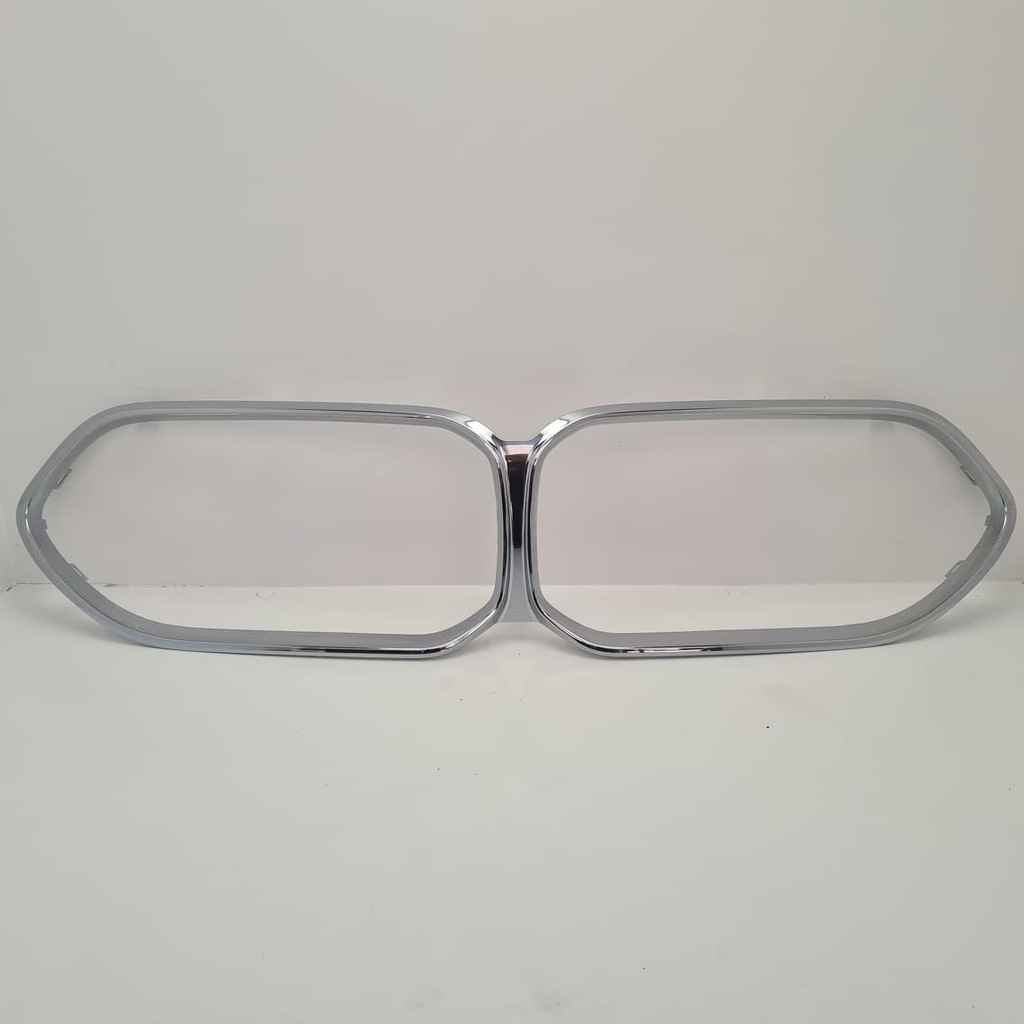 фото №1, Bmw 1 2 f40 f44 решітка радіатора решітка радіатора решітки радіатора перед хром