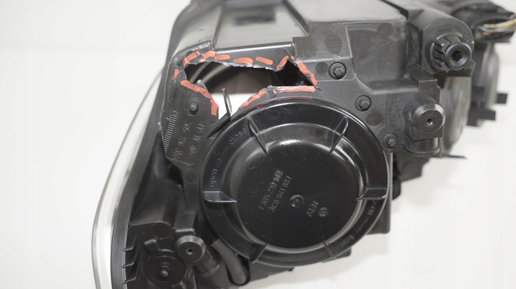 фото №7, Лампа правый перед передняя vw passat cc 07-11r