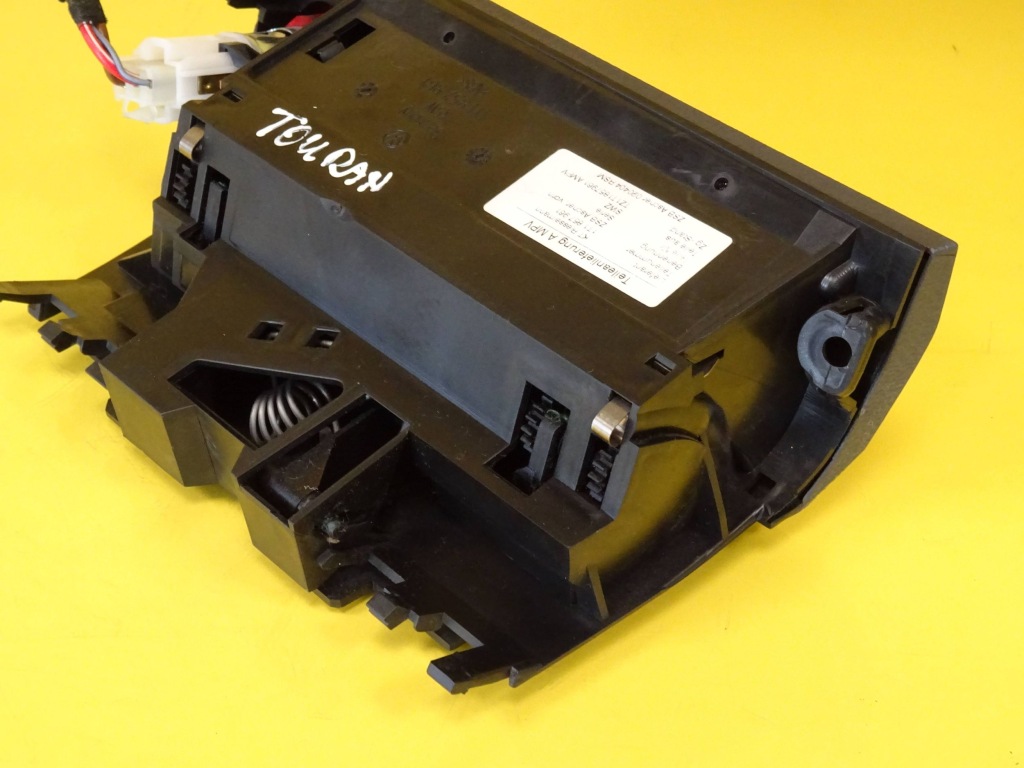 фото №8, Попільничка vw touran i 1t1857961 nr34