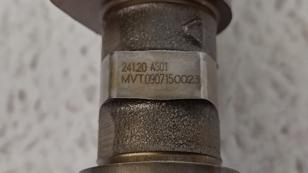 Купити Porsche panamera 970 4s 09-13 4.8 v8 вал розподільного валу впускний  правий 948214r