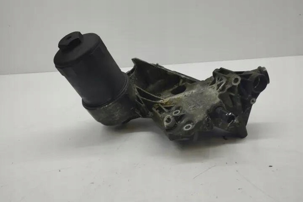 фото №8, Кронштейн фильтра масла vw tiguan 5n_ 07d115911j 1.5l бензиновый 110kw 2021