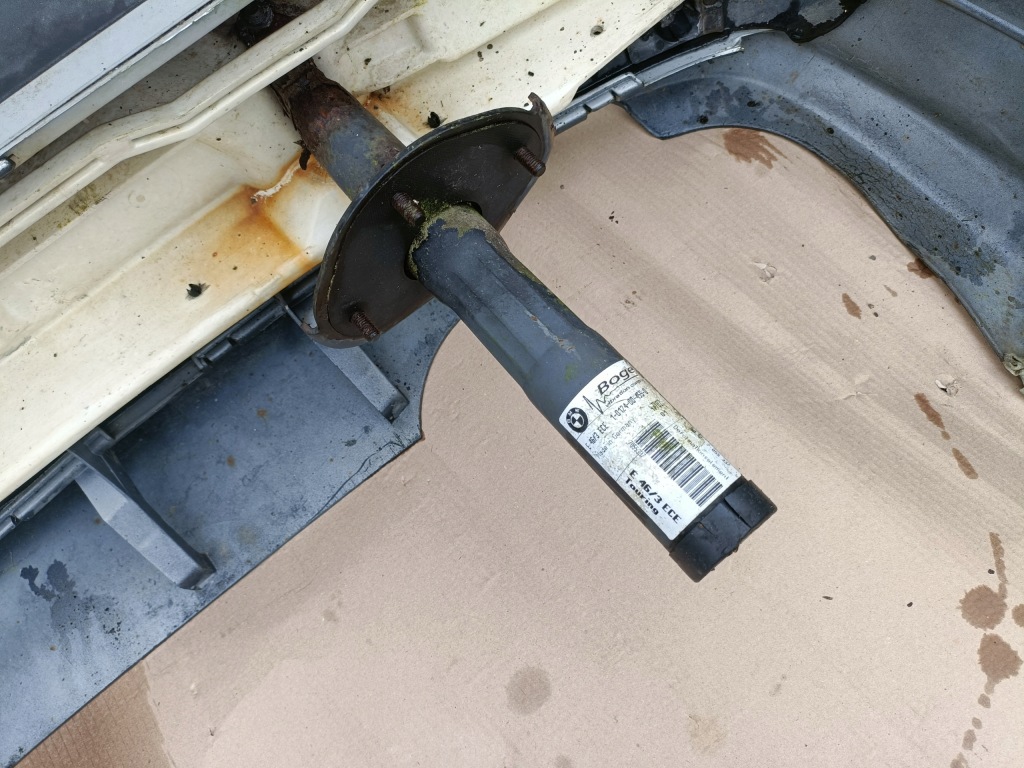 Бампер задні задній bmw 3 e46 touring сріблястий комплектний Недорого