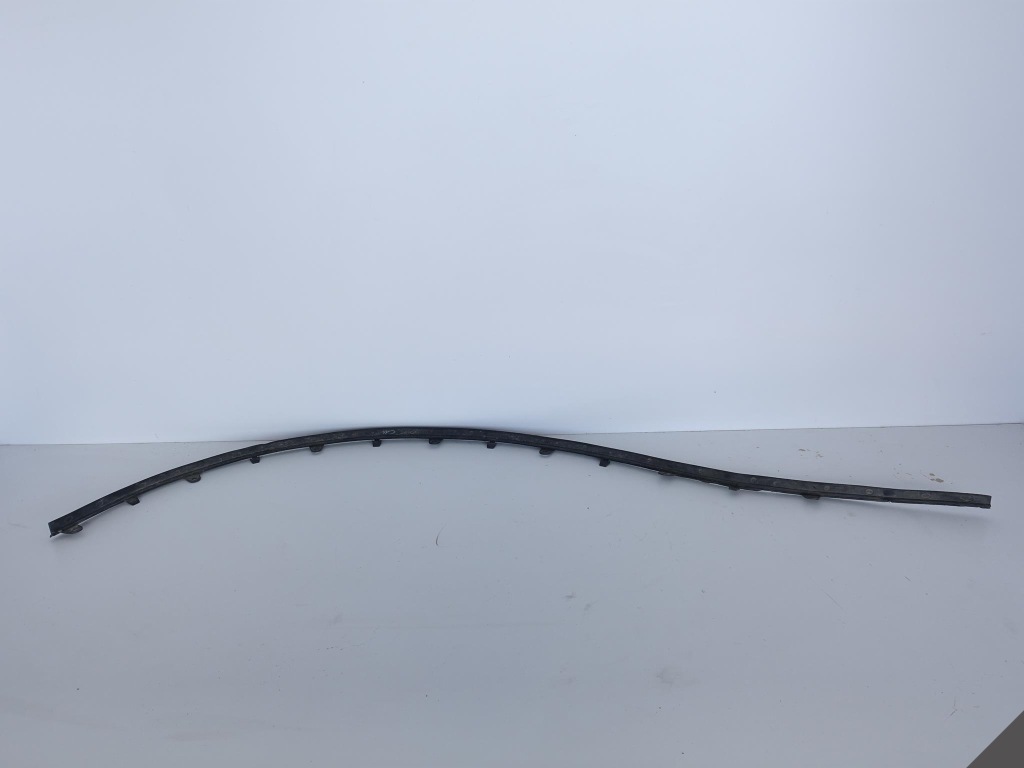 фото №5, Honda civic x 10 type r 17- резиновый элемент спойлер молдинг