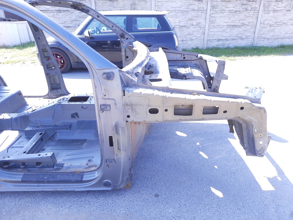 фото №1, Vw amarok 2h четверть перед правая lub левая m4m4, lh7w