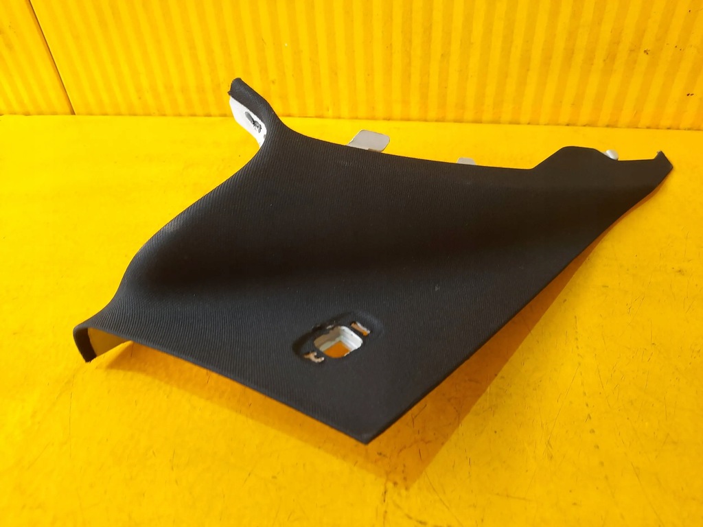 фото №1, Mercedes e w238 захист стійка ліва обшивка