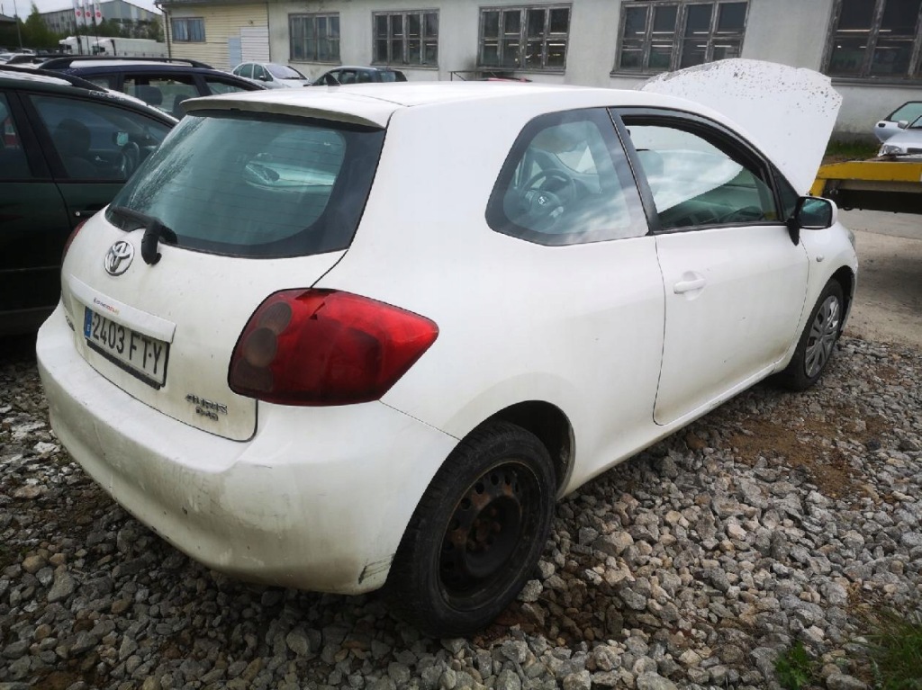 Toyota auris впуск воздуха do кабины 2007 1.4l bourbon9474 Киев