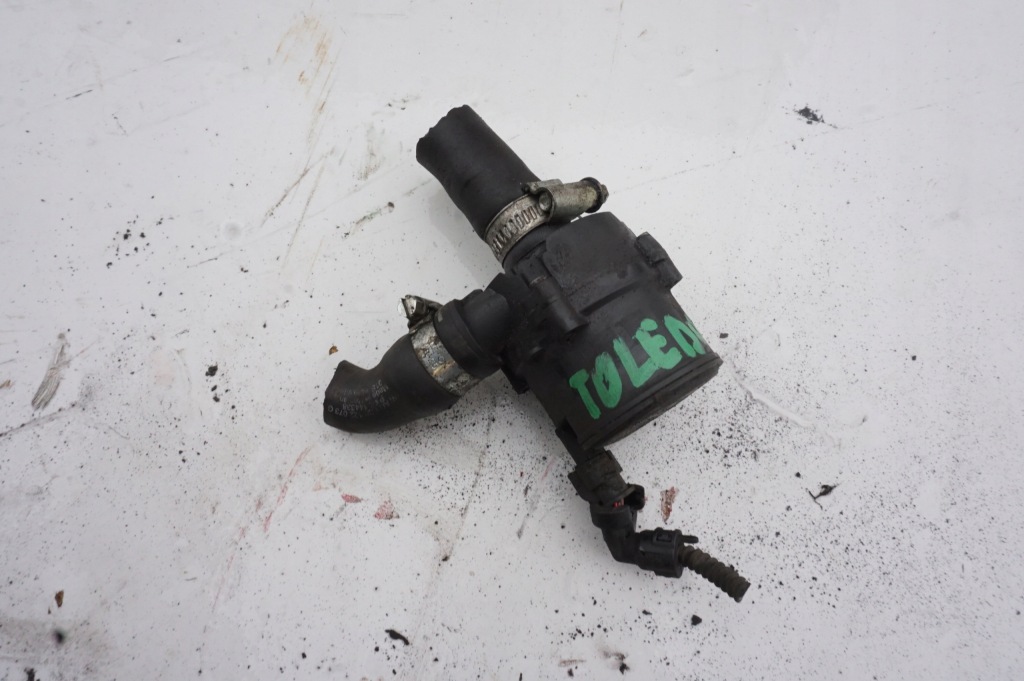 фото №1, Помпа жидкость 5g0965567 seat toledo iv 4 1.6 tdi