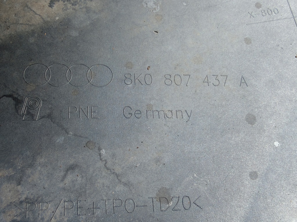 Audi a4 b8 - бампер перед передній - до фарбування - 8k0807437a Зі Шроту