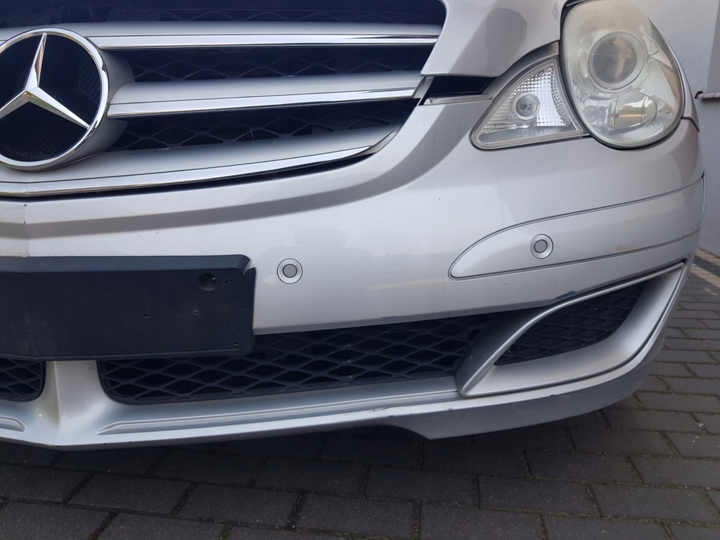 фото №7, Mercedes r w251 бампер перед передний c775 oryg