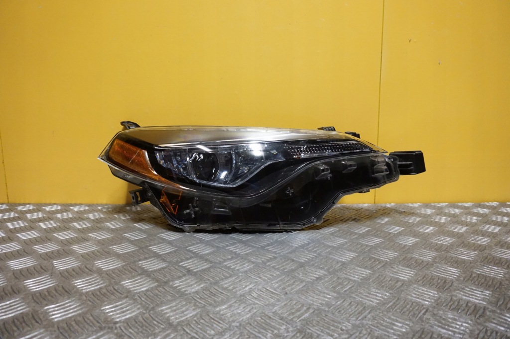 Купити Toyota corolla e17 2016- фара фара full led r америка