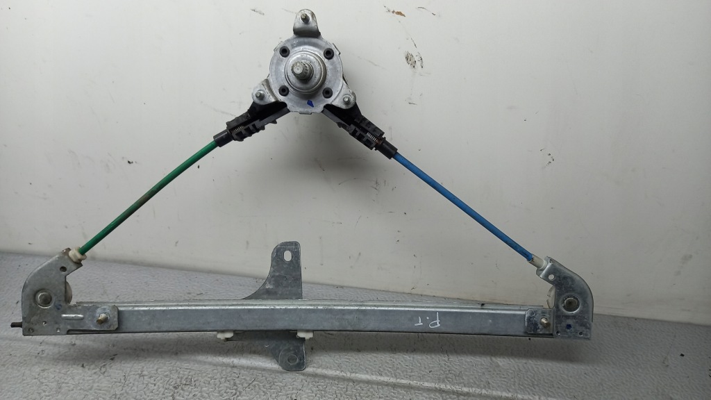 фото №1, Подъемник правый задняя opel agila 02r 1.2b hb